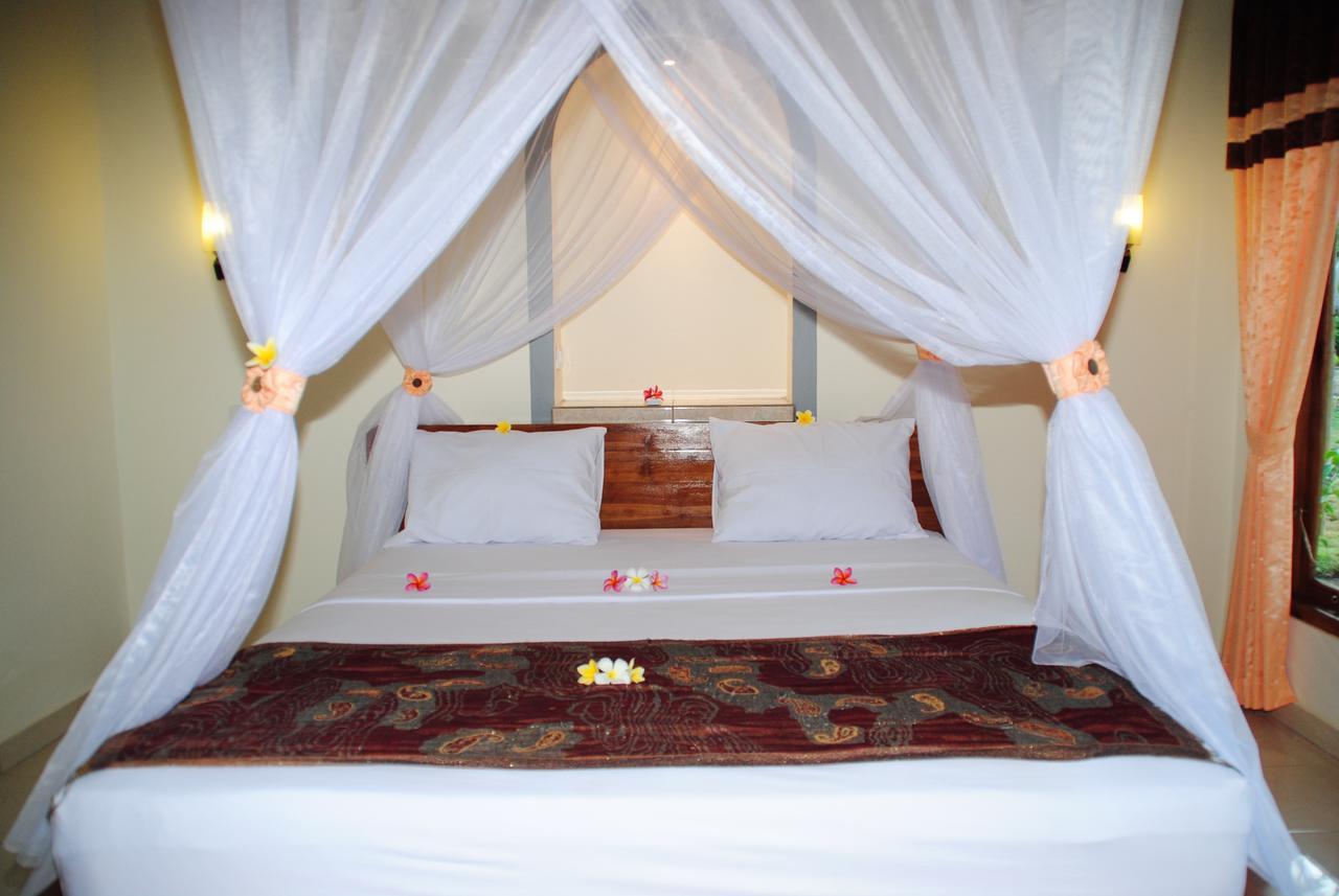 Tiara Homestay Pemuteran  Exterior photo