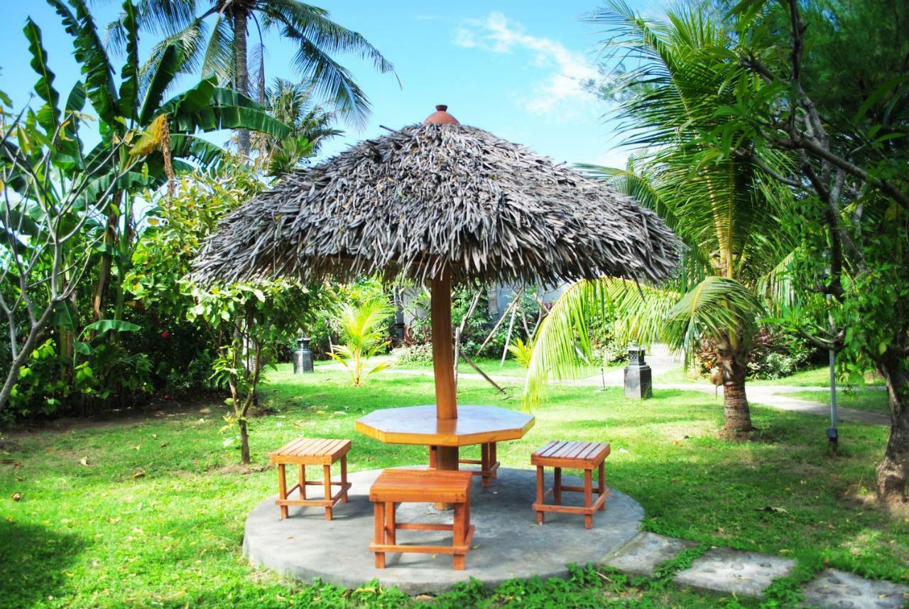 Tiara Homestay Pemuteran  Exterior photo